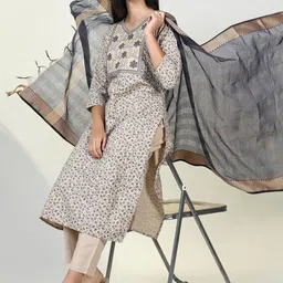 SHOWOFF Floral Printed Regular Thread Work Straight Kurta with Trousers & Dupatta-picture-18