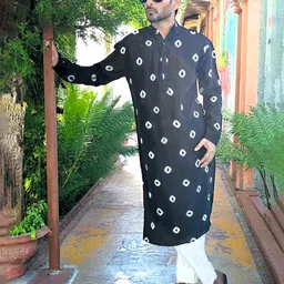 PRETANSHAH Men Abstract Embroidered Daily Silk Anarkali Kurta-image-53