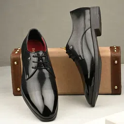 INVICTUS Men Textured Round-Toe Formal Derbys-picture-15