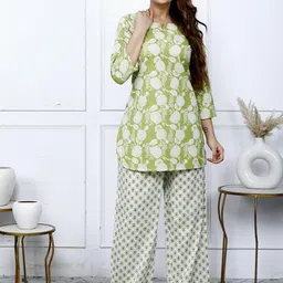 Kaftanize Women Ethnic Motifs Printed Regular Kurta with Trousers-picture-39