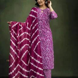 mokshi Women Floral Printed Regular Pure Cotton Kurta with Trousers & With Dupatta-25
