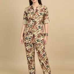 Marcia Women Floral Printed Regular Kurti with Trousers-picture-25