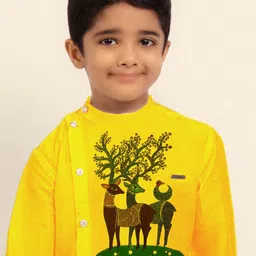 DEVOILER Boys Ethnic Motifs Regular Dupion Silk Kurta with Pyjamas image 2