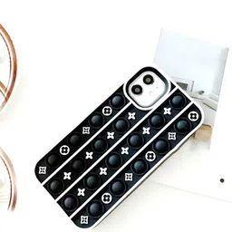 CASE CREATION Quirky Printed iPhone SE Fidget Bumper Case Mobile Accessories-28