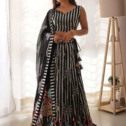 Pandadi Saree Embroidered Sequinned Semi-Stitched Lehenga & Unstitched Blouse With Dupatta-image-4