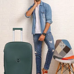 Polo Class Green Set Of 2Pc Trolley Bag Set with 1Pc Vanity Bag-50