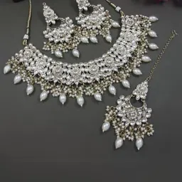 I Jewels Gold Plated Kundan Stone Studded & Pearls Beaded Jewellery Set-image-95