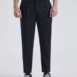 Banana Club Men Mid-Rise Pleated Relaxed Korean Trousers-picture-42