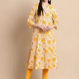 Pistaa Women Floral Dyed Kurta-image-71