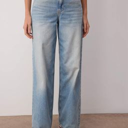 Trendyol Women Regular Fit Mid-Rise Heavy Fade Cotton Jeans-picture-9