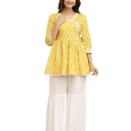 DMP FASHION Women Ethnic Motifs Flared Sleeves Gotta Patti Floral Anarkali Kurta-picture-53