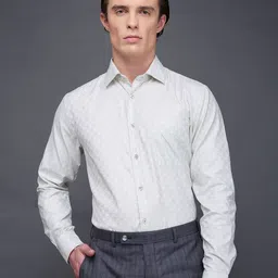 Daniel Hechter Men Checked Spread Collar Cotton Formal Shirt-image-66