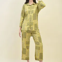 Shree Geometric Printed Shirt Collar Three-Quarter Sleeves Shirt With Trouser-image-6