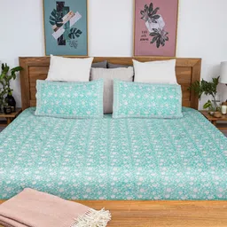 Baarno Green & White Floral 210 TC King Bedsheet with 2 Pillow Covers-picture-2