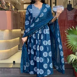 KALINI Women Floral Printed Regular Kurta with Trousers & With Dupatta-19