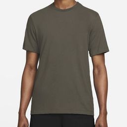 StyleCast x Revolte Men Solid Round Neck T-shirt-picture-7