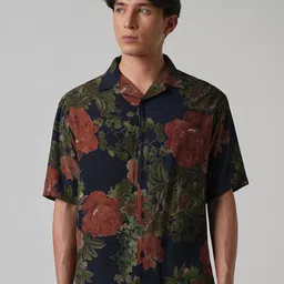 Banana Club Men Classic Floral Printed Cuban Collar Feather Shirt-image-60