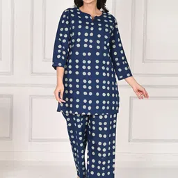 Do Dhaage Geometric Printed Notch Neck Pure Cotton Kurti With Pyjamas-image-33