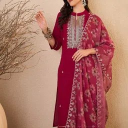 Royal Export Women Floral Embroidered Regular Thread Work Kurta with Trousers & Dupatta-picture-24