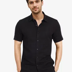 RARE RABBIT Men Comfort Spread Collar Solid Cotton Boxy Casual Shirt-image-52