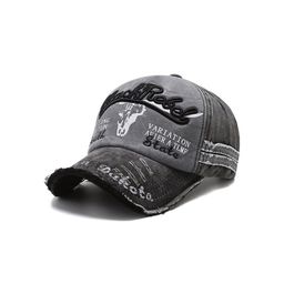 StyleCast x Revolte Men Embroidered Baseball Cap-picture-17