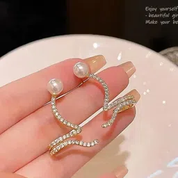 ONUYX Contemporary Studs Earrings-32