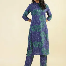 HAY Women Floral Printed Straight Kurta with Trouser-picture-24