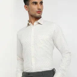 Park Avenue Men Slim Fit Grid Tattersall Checked Spread Collar Formal Shirt-image-54