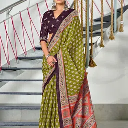 LeeliPeeri Designer Floral Block Printed Saree-2
