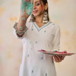 Indo Era Women Floral Embroidered Thread Work Floral Kurta-57