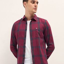 THE BEAR HOUSE Men Slim Fit Checked Casual Shirt-image-12