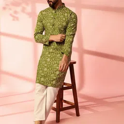 Anouk Men Floral Printed Regular Kurta with Pyjamas image 3