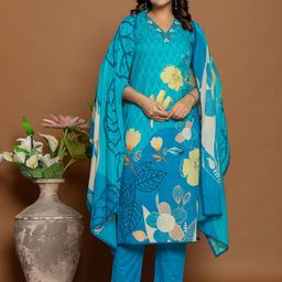 SKYLEE Women Floral Printed Regular Kurta & Trousers With Dupatta-image-9