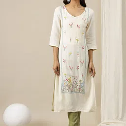 AURELIA Women Floral Embroidered Thread Work Kurta-image-12