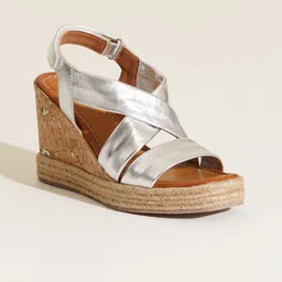 Peach Flores Leather Block Sandals with Buckles-2