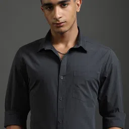 HIGHLANDER Men Spread Collar Solid Cotton Slim Fit Formal Shirt-picture-32