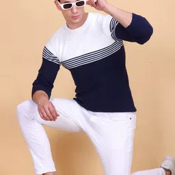 CLAPTON Men Colourblocked Woollen Pullover-picture-34