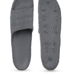 JACKRUNNER Men Slip-On Flip Flops image 3