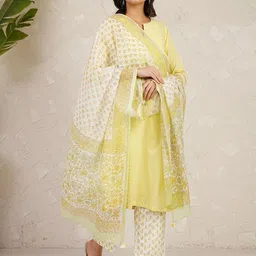 JAYPORE Floral Printed Dupatta-image-99
