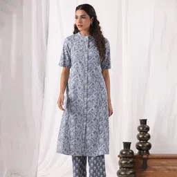 PIROH Floral Printed Mandarin Collar Pure Cotton A-Line Kurta with Trousers-31