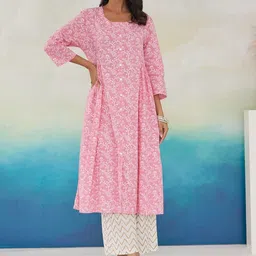 MAAND Women Floral Printed Cotton Kurta with Palazzo-picture-34