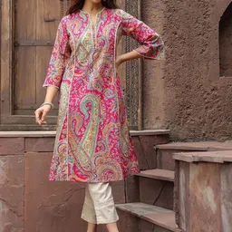 Shrivani Paisley Printed Notch Neck Flared Sleeves Gotta Patti Straight Cotton Kurta-44