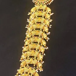 ADC SHEMONA Women Beaded Hair Accessory Set of-image-42