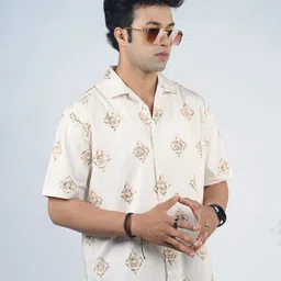 Eszett Men Ethnic Motifs Printed Cuban Collar Pure Cotton Casual Shirt-image-61