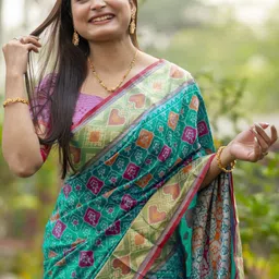 Mitera abstract  printed  Patola Saree with blouse piece image 3