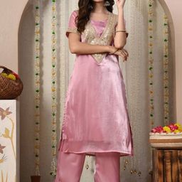 Myshka Women Regular Patchwork Kurta with Trousers-image-5