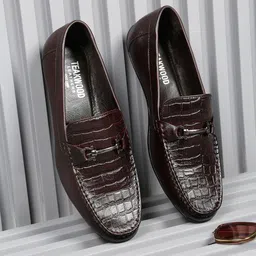 Teakwood Leathers Men Textured Leather Loafers-picture-34