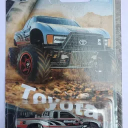 SILVER SERIES 4/5 TOYOTAA OFF-ROAD TOY TRUCK-17