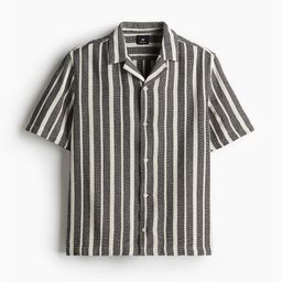 H&M Regular Fit Textured Resort Shirt-image-101