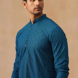 Jompers Men Floral Embroidered Chikankari Kurta-image-36